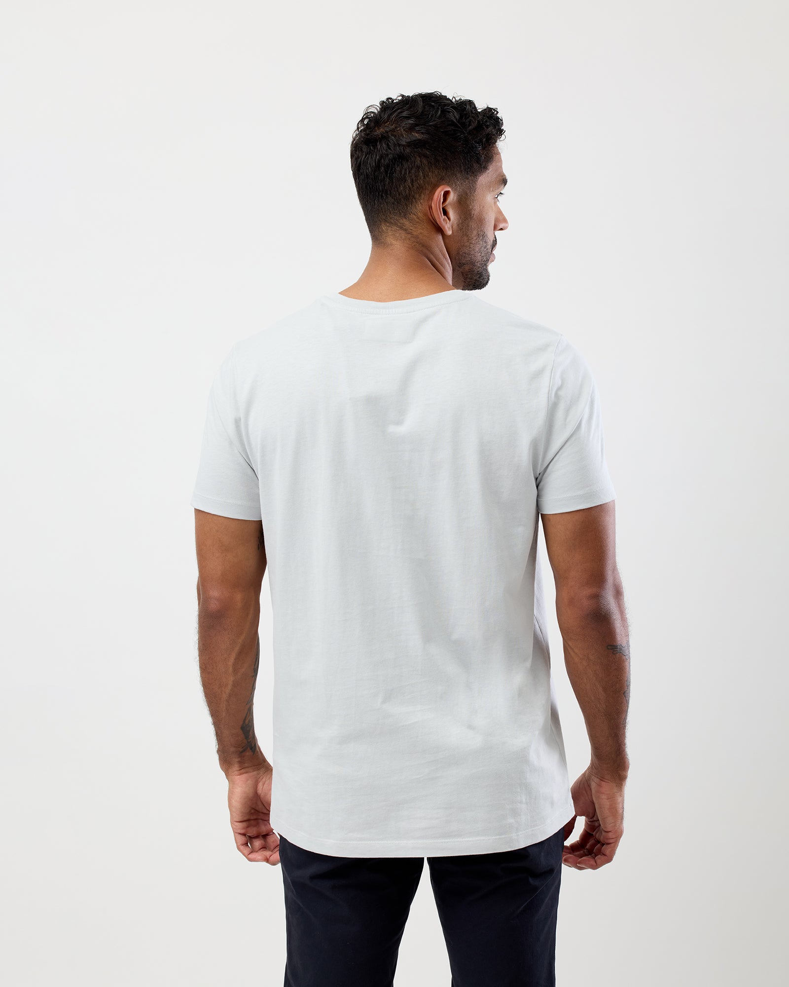 ESSENTIAL CREW TEE