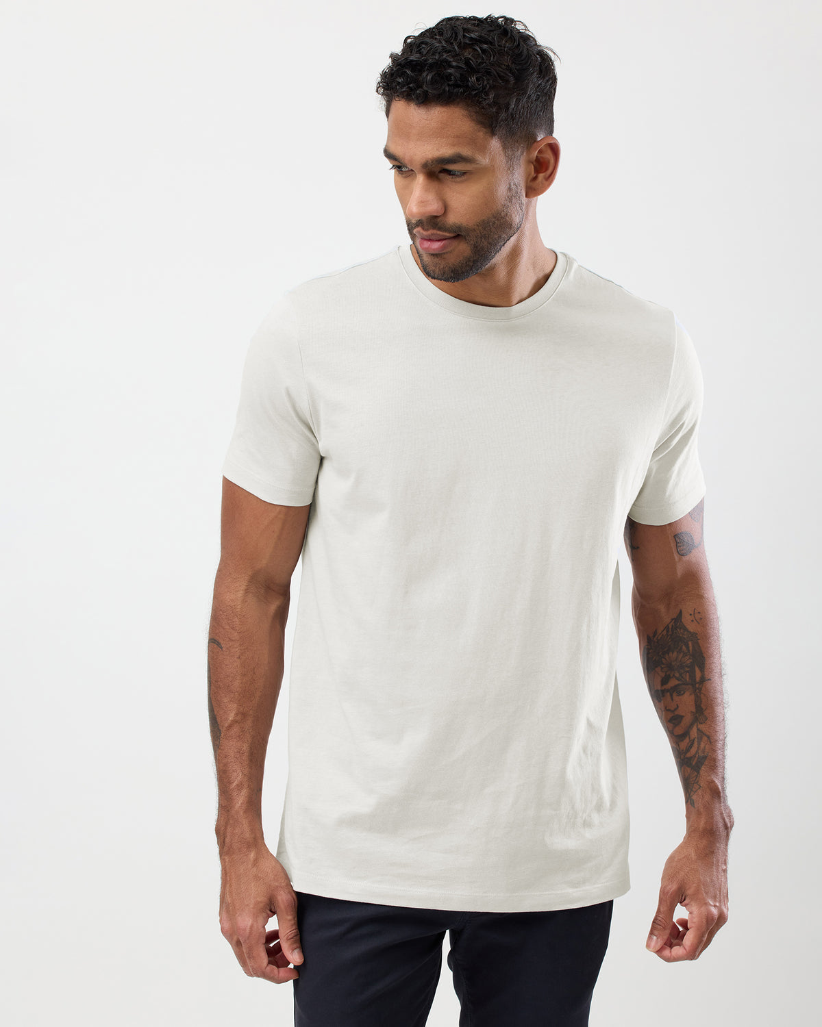 ESSENTIAL CREW TEE