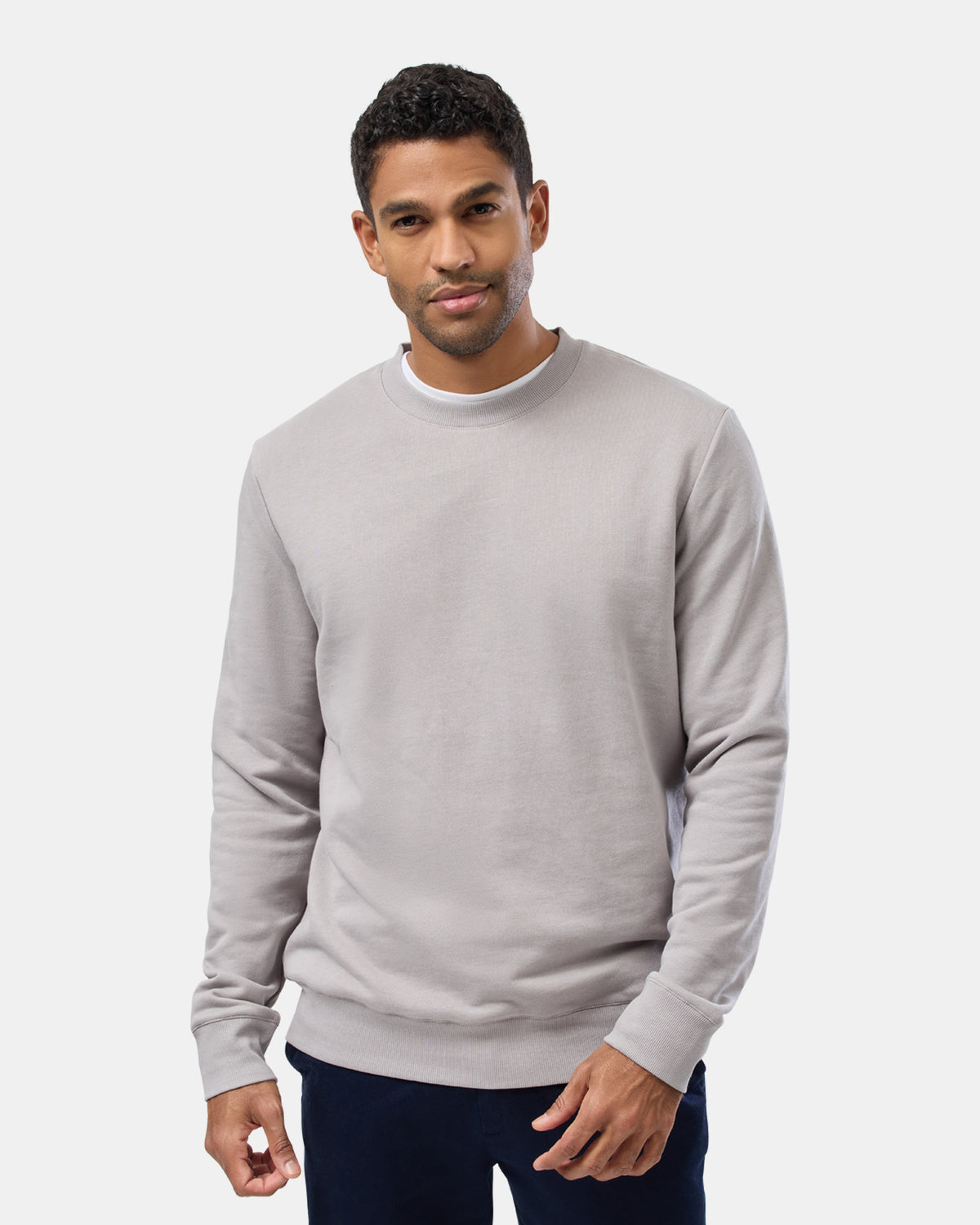 ESSENTIAL CREW SWEAT