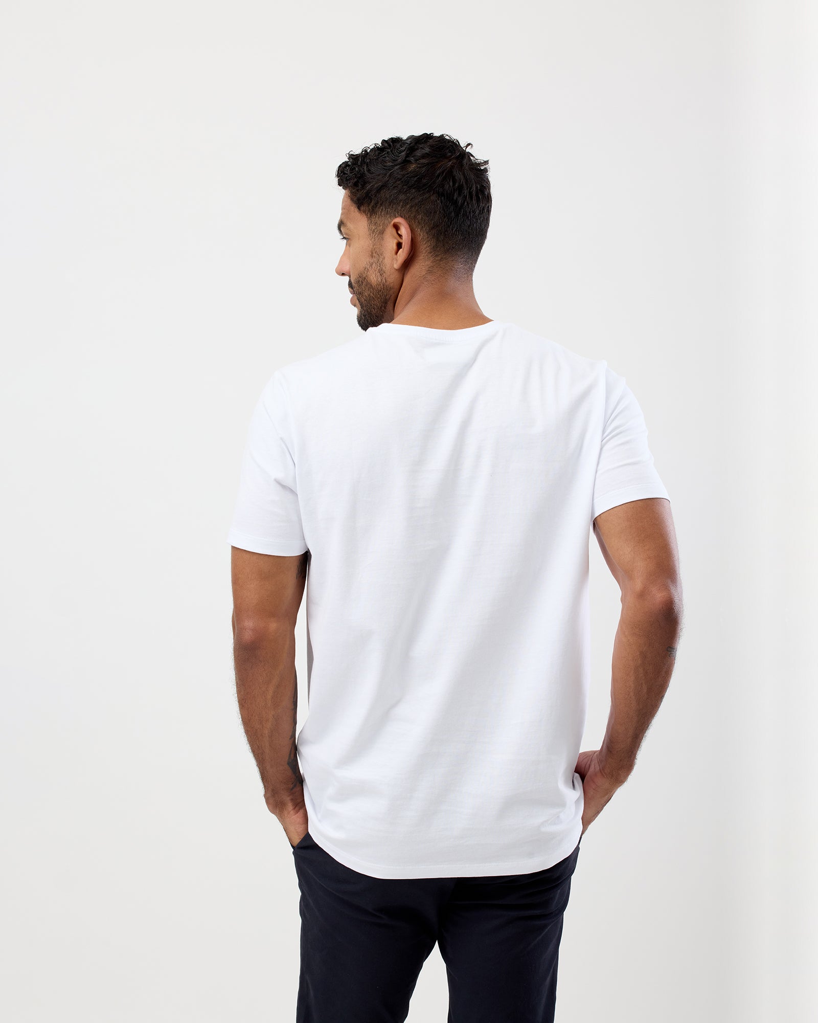 ESSENTIAL CREW TEE